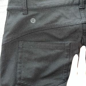 Black City Sleek lululemon women’s dress pants 25” inseam hardly worn